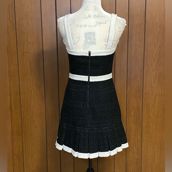 Alice and Olivia Mini Square Neck Dress size 6 - Picture 12 of 16